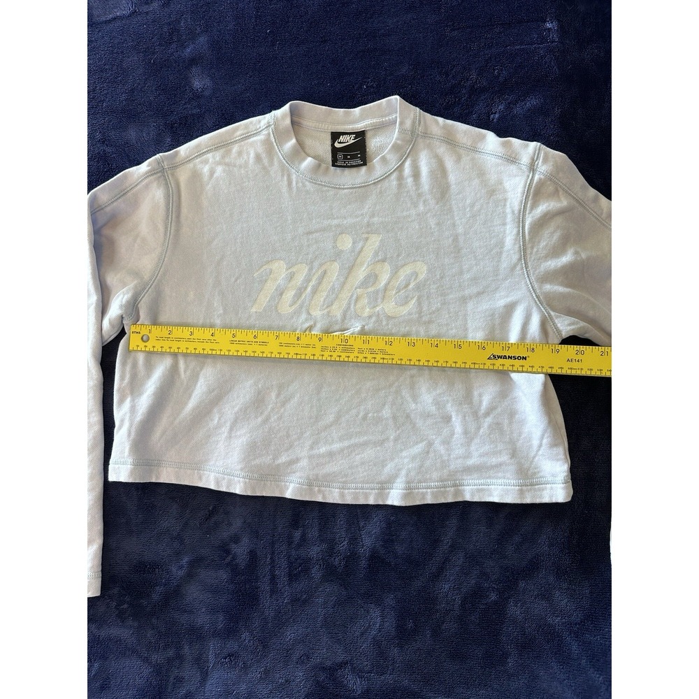 Nike Womens Cropped Crewneck Sweatshirt Long Sleeve  M Light Purple‎ Casual - Picture 6 of 11
